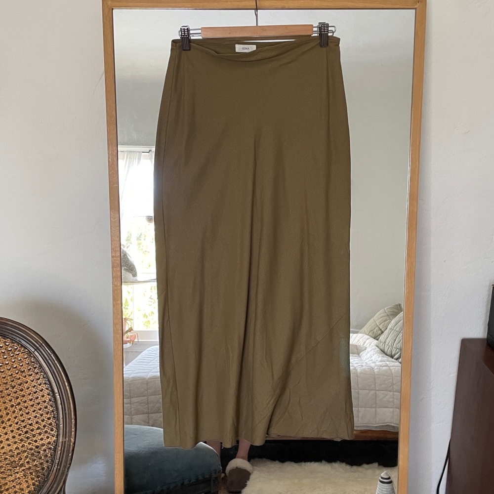 OZMA grace raw silk slip skirt, olive green fits about a 6